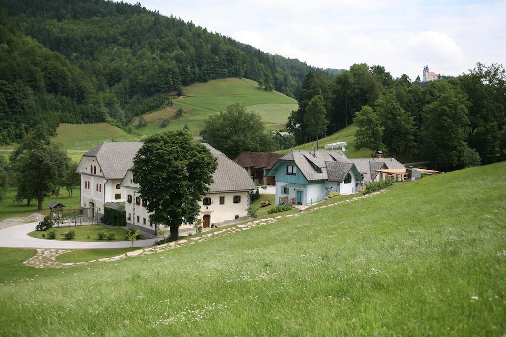 Apartments Cvetje V Jeseni Škofja Loka Exterior foto